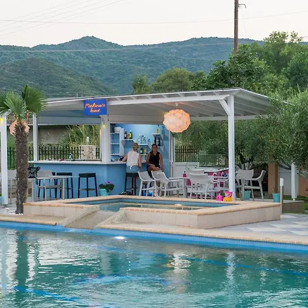 στεφανί 2*